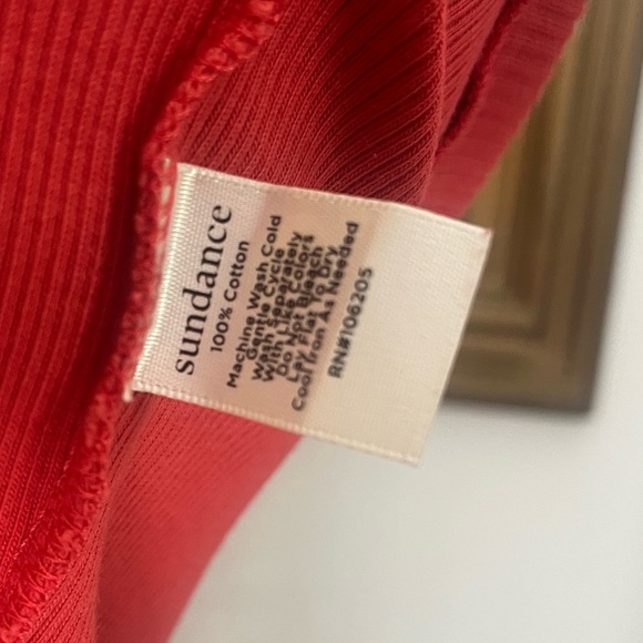 Sundance Ribbed Top Scalloped neck line/hem 100% cotton made in Portugal - Picture 5 of 6